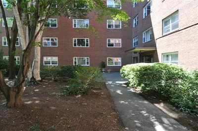 131 Sewall Ave #28 1