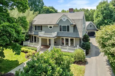141 Prince St 1
