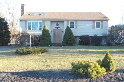 10 Hubbard Lane 1
