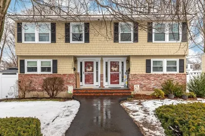 121 Pelham Street #B 1