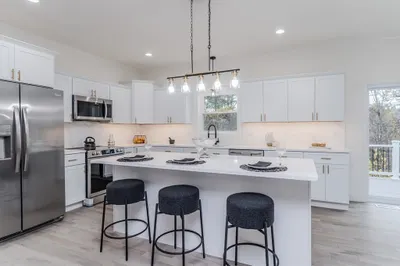 135 Thompson St 1