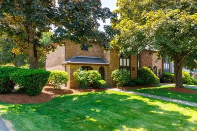 11 Cobblestone Ln #11 1