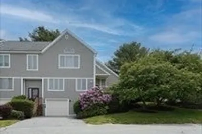 65 Bayberry Ln #65 1