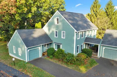 34 Brookdale Circle #34 1