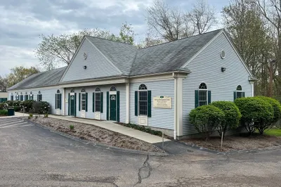 77 Access Rd #8 1