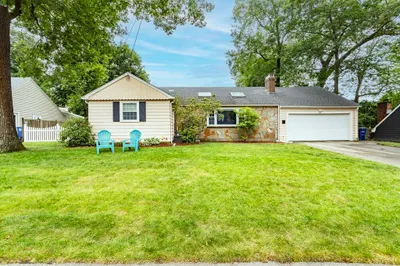 57 Plymouth Ave 1