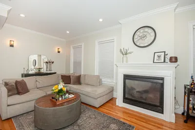 2 Burnham Pl #2 1