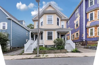 27-29 Ballard St