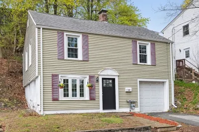 46 College Farm Road