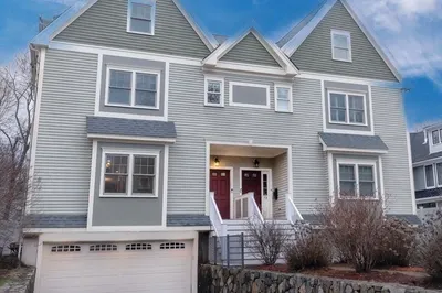 75 Bourne Street #75