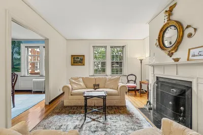 5 Arlington Street #25 1