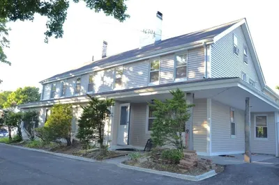 639 Lincoln St #3
