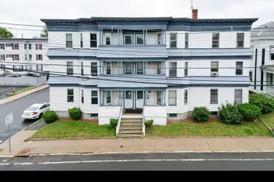 304 Pawtucket Street #1 1