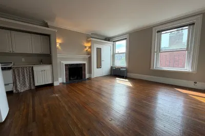 98 Charles St #12A