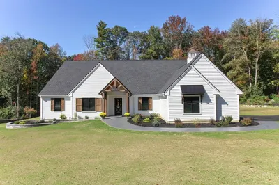 96 Eben Chamberlain Rd