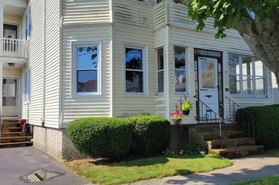 8 Calumet Street #1