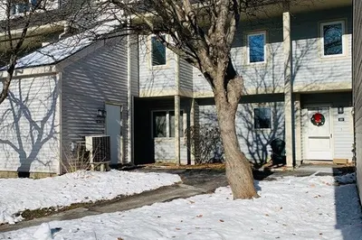 112 Beacon Park #112 1