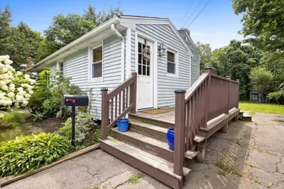 237 South St