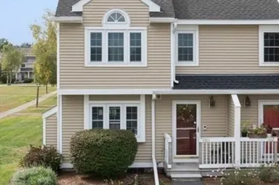 1301 Carriage Ln #1301
