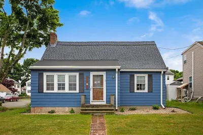 15 Roland Road