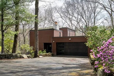 26 Dewey Road 1