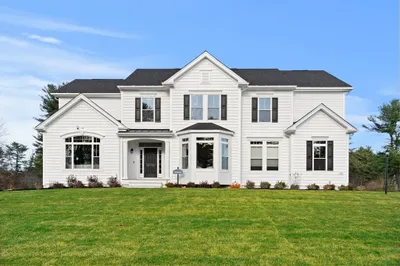 15 Lloyd Circle #37 1
