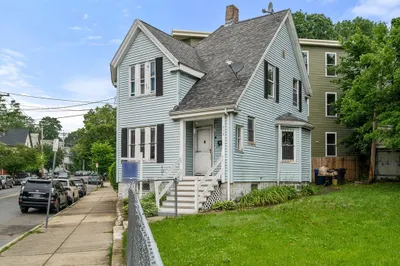 710 Walk Hill 1