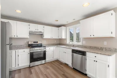 23-25 Fuller Ave 1