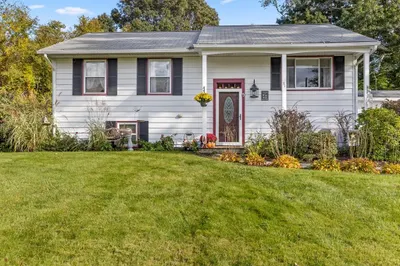 71 Chandler Dr 1