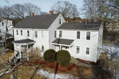 21 Whiting St