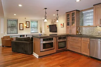 5 Albemarle St #1 1