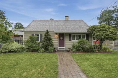 67 Crescent Street