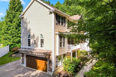 18 Parsonage Hill Rd 1