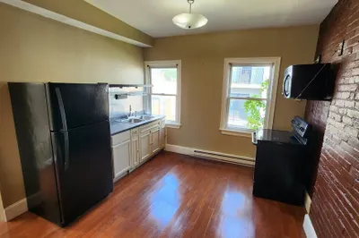 4 Wilbur Ct #3