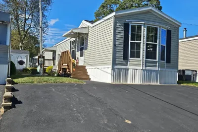 24 Upton St
