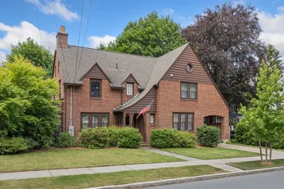 94 Lincoln St