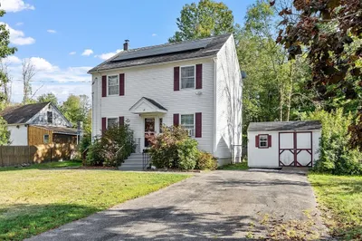 14 Hyde Park St 1