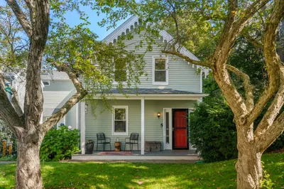 139 Cushing Street #5 1