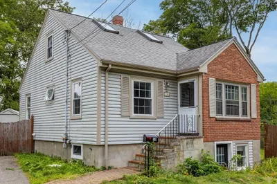 35 Forest St 1