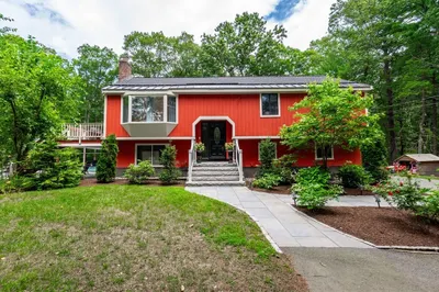 143 Brook St 1