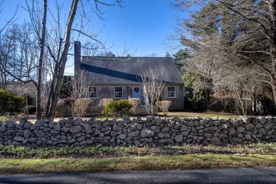 51 Long Plain Rd 1