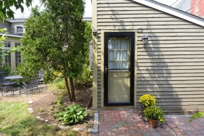 1 Orange Street #4 1