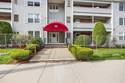 24 South St #8 1