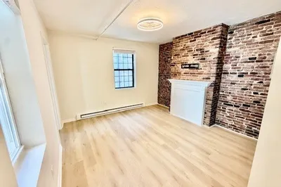 7 Tileston St #2
