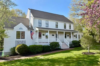 49 Waterford Drive 1