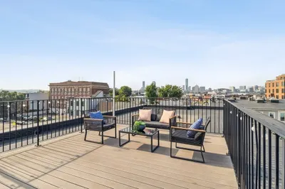 330 Dorchester Street #4 1