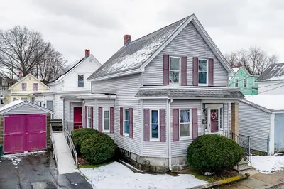 40 E Street