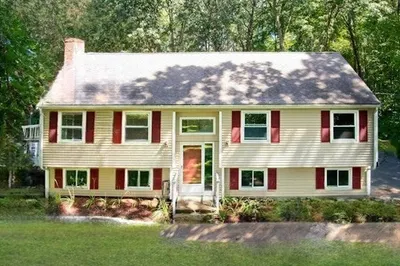 55 Overlook Drive West Dr