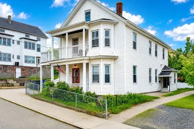 77 Langley St 1