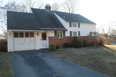 16 Westfield Rd